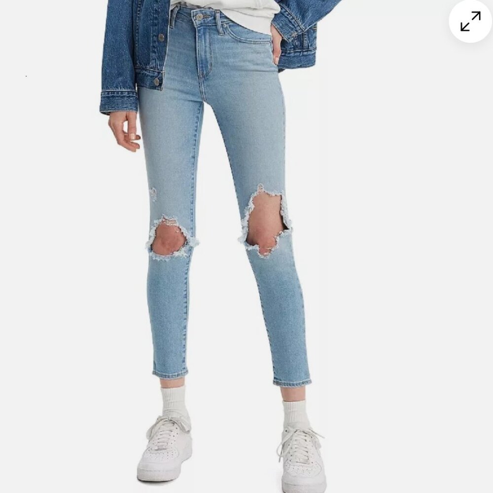 Levi's 721 High Rise Skinny Size 30 Women's Jeans in Azure Falls Distressed